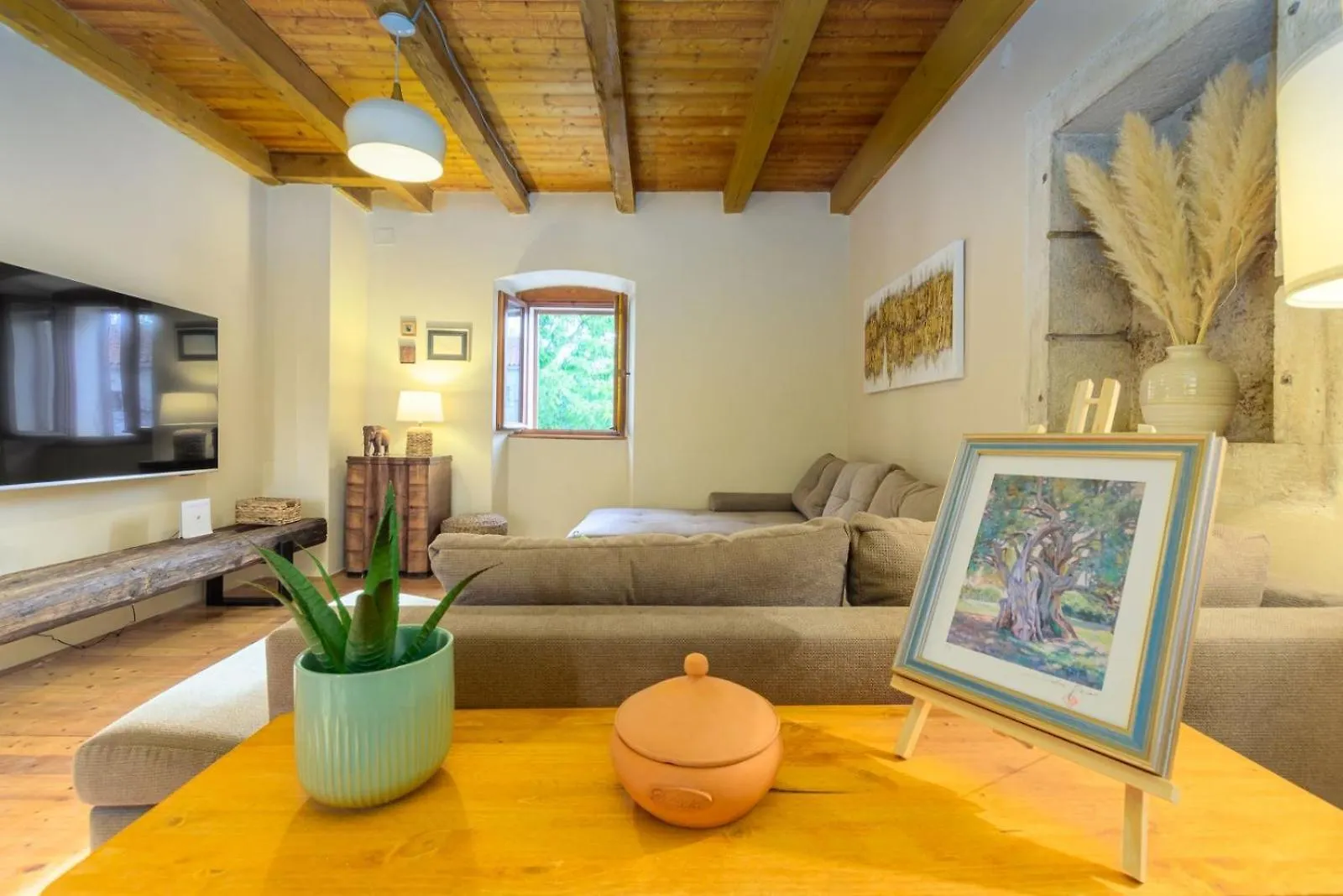 Villa Guest House Eleonora Cabrunici